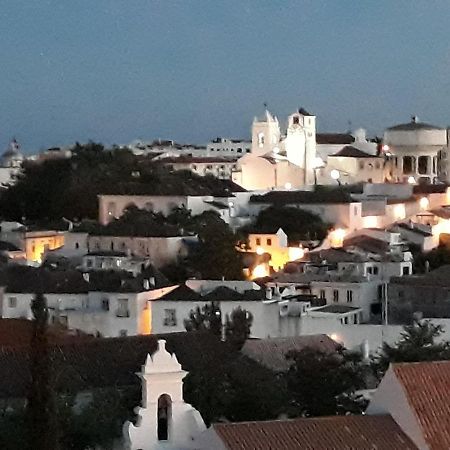 Aparte Wohnung Mit Sudterrasse Am Park Tavira Luaran gambar